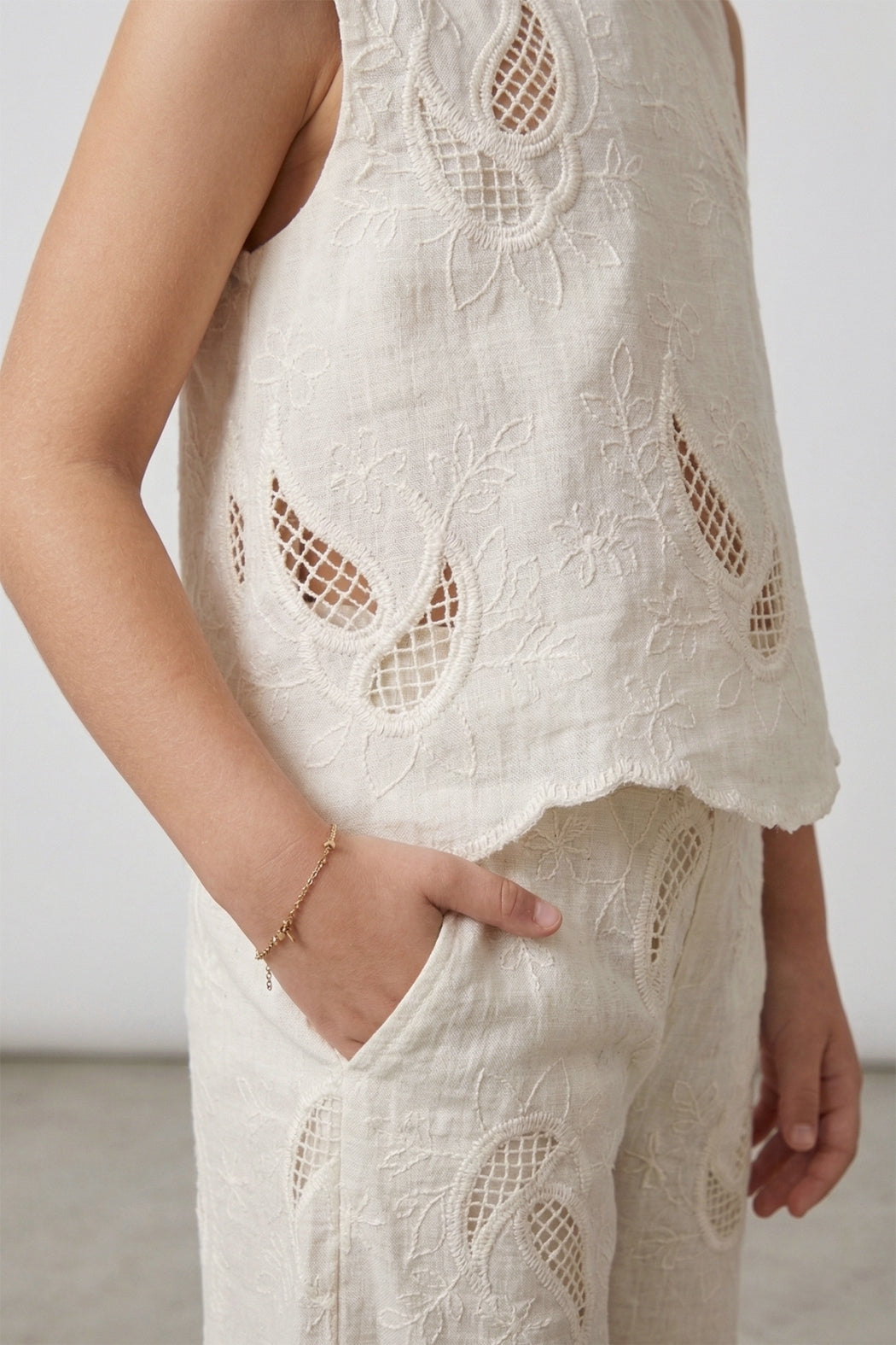 Ivory Breeze Set